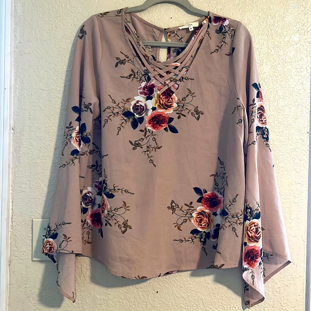 Women’s Toupee Colored Blouse